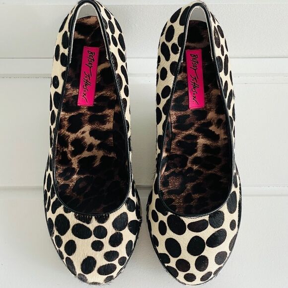 Betsey Johnson Mixxy Calf Hair Wedge Pump Shoes - Picture 5 of 14